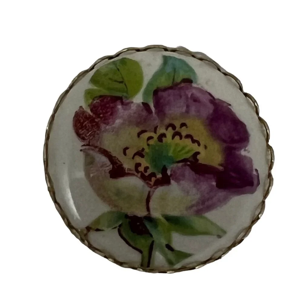 Vintage Flower Brooch Porcelain Purple and Gold‎ Tone Pin